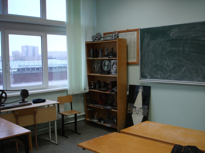 Окно аудитории 315 здания на Ульянке СПбГМТУ